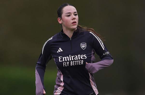 Niamh Peacock for FemaleSports.in