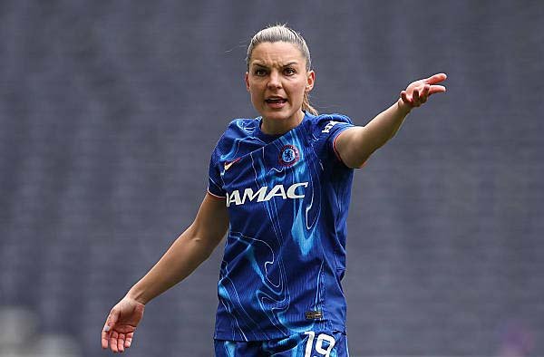 Johanna Rytting Kaneryd for FemaleSports.in