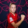 Laura-Gloning for FemaleSports.in