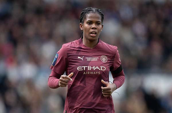 Khadija-Shaw for FemaleSport.in