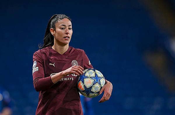 Leila-Ouahabi for FemaleSports.in