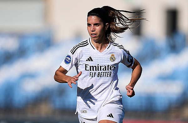 Alba-Redondo for FemaleSports.in