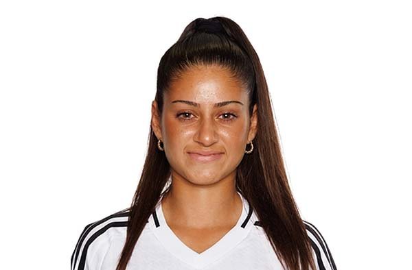 Noemi for FemaleSports.in