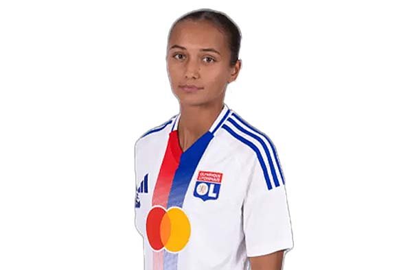 Romane Rafalski for FemaleSports.in