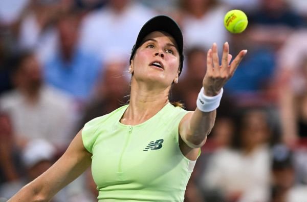 Genie Bouchard Wins First Round in Montreal, Extends Tennis Career